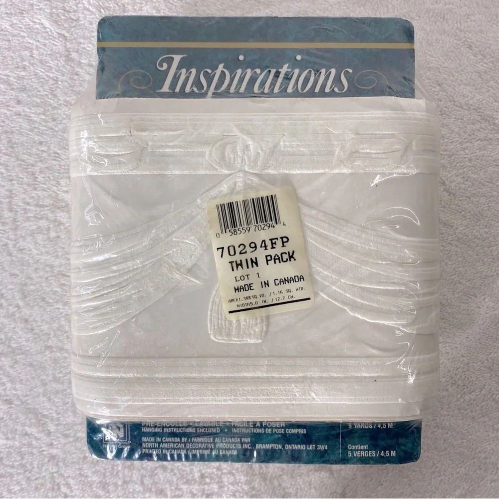 Vintage Inspirations White Textured Embossed Paintable Wallpaper Border Trim NEW